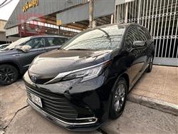 تۆیۆتا سیانا